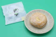 静岡のおみやげ ふんわりパンケーキサンド あさぎりミルククリーム