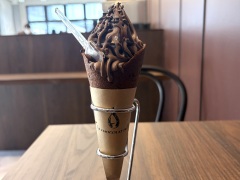 東京のおみやげ LE CHOCOLAT DE H ソフトクリーム チョコ味